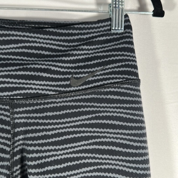 Nike Dri-Fit Black & Grey Striped Athletic Leggings - Picture 3 of 8